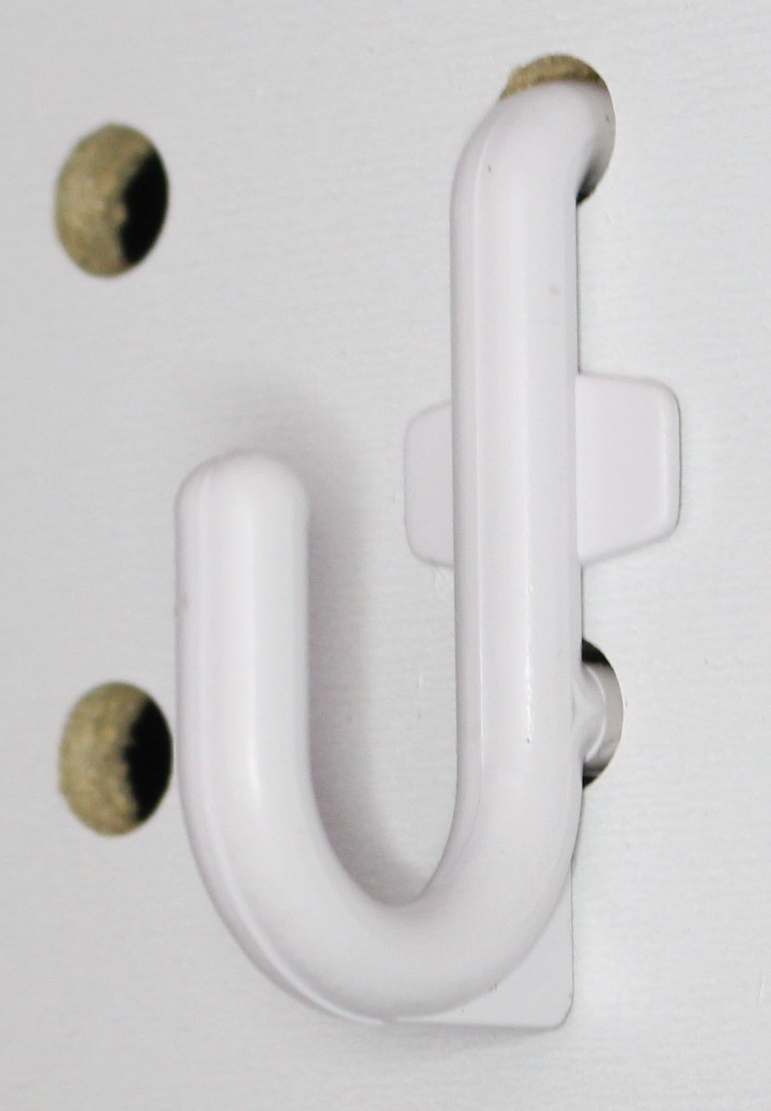 J Style White Plastic Locking Pegboard Hooks Plastic Locking