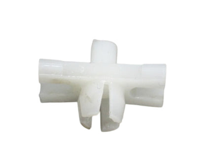 Body Side Molding Rivet Trim Clip